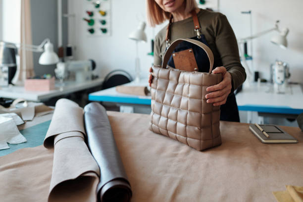 Designer leather handbag - a prestigious gift for a woman of means